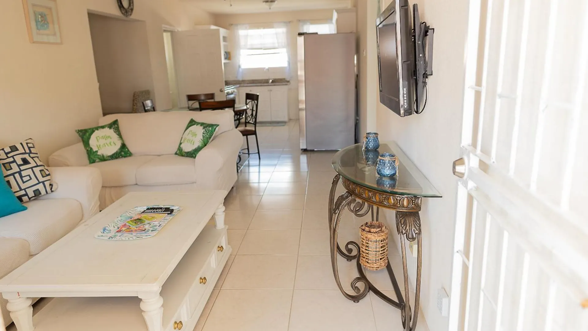 Apartmán Seashades 2Br 1 Full And 1 Half Bathrooms Condo With Pool Close To Beach Sleeps 4 Christ Church