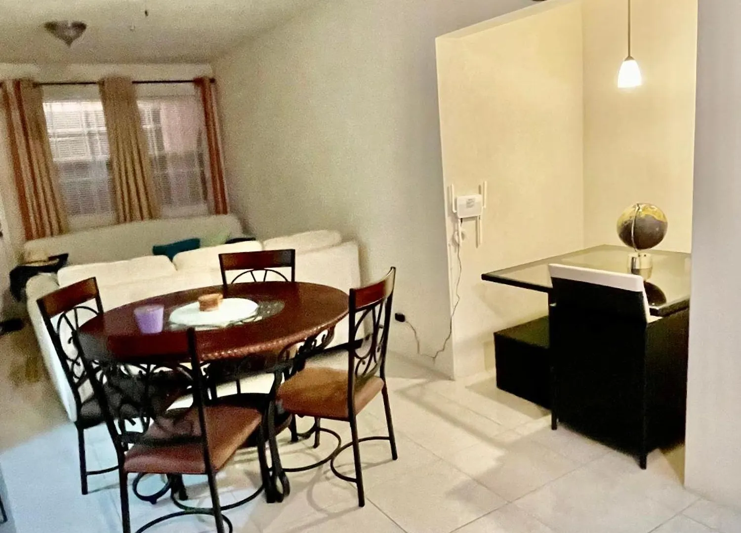Seashades 2Br 1 Full And 1 Half Bathrooms Condo With Pool Close To Beach Sleeps 4 Крайст-Черч 0*,  Барбадос