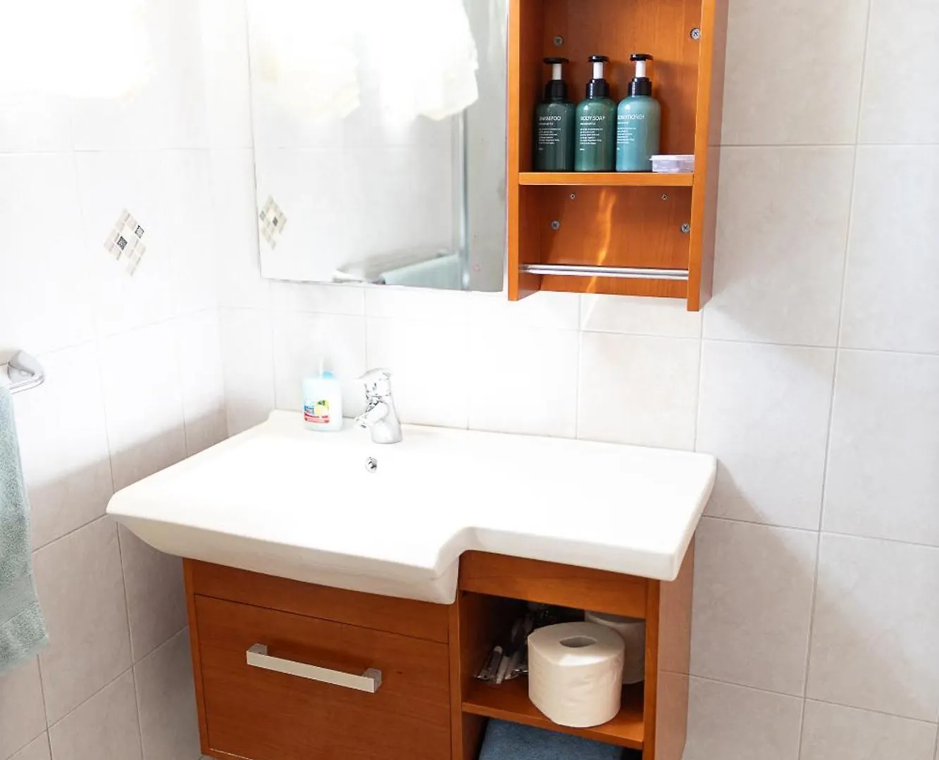 Апартаменты Seashades 2Br 1 Full And 1 Half Bathrooms Condo With Pool Close To Beach Sleeps 4 Крайст-Черч Барбадос